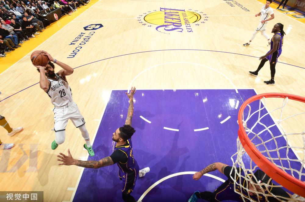 动与球迷建 动与球迷建