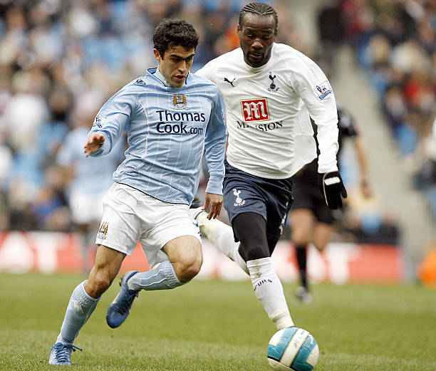 队报：热刺和多特蒙德对水晶宫中卫拉克鲁瓦感兴趣.