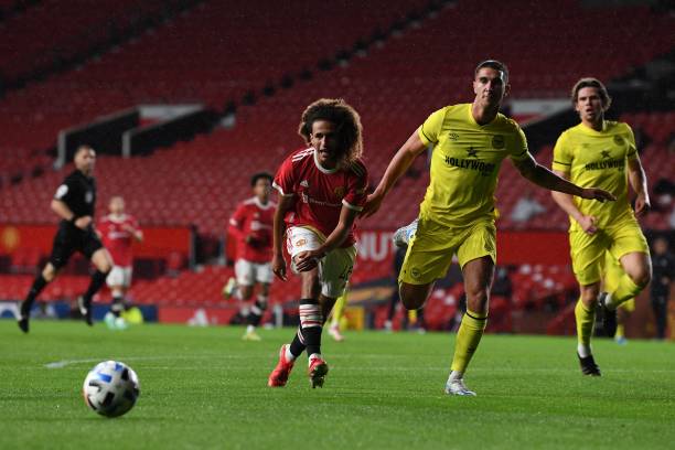 以成熟闻名 以成熟闻名